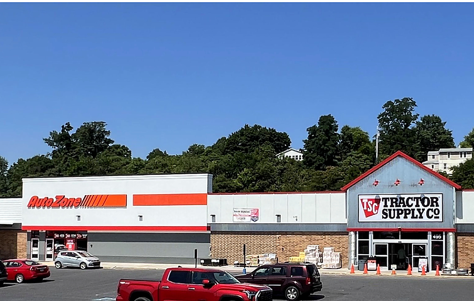 Summerdale Plaza property photo